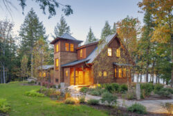 On the shores of Kezar Lake, nestled down a seasonal road, sits a contemporary cottage complete with a tower.