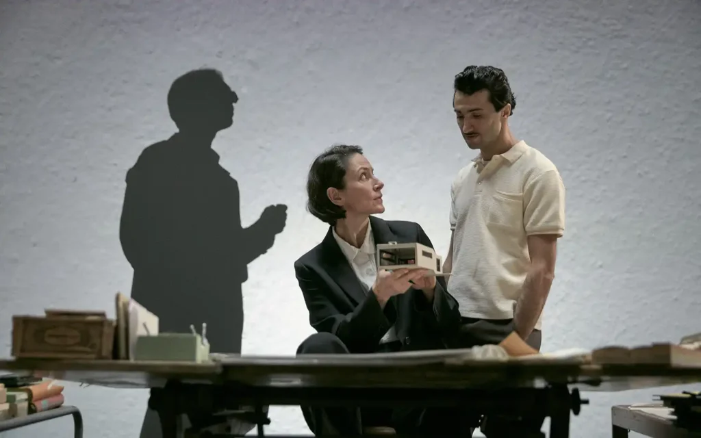 EILEEN GRAY AND THE HOUSE BY THE SEA, screen capture