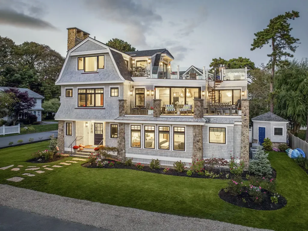 Architect Hiroko Lindsey fit 3,440 square feet of highly functional home into a lot that had to comply to flood zone and setback regulations, then gave it plenty of Marvin windows for the views.