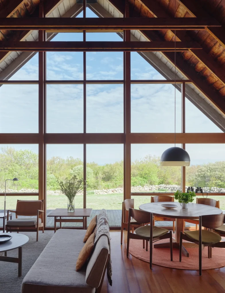 サインハウスSB-6X　とてもキレイです！ Jens Risom's Block Island House | Maine Home + Design